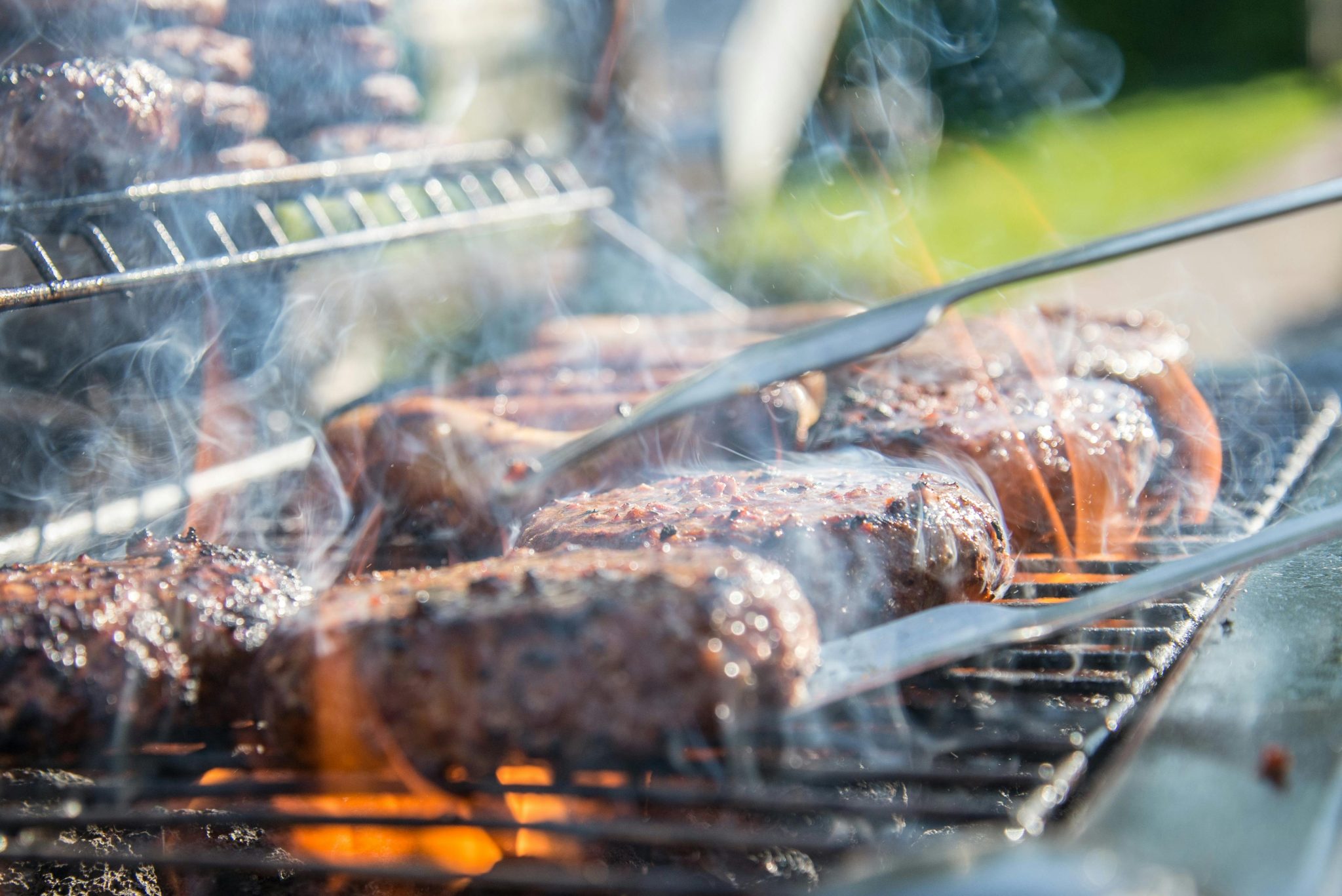 outdoor grill hamburgers