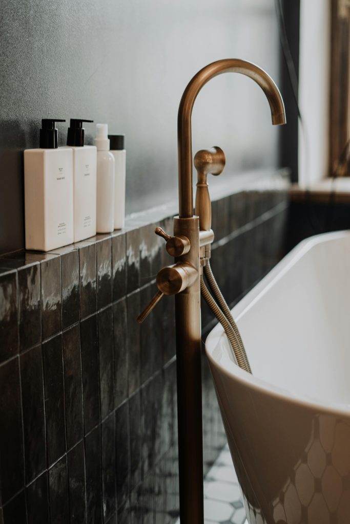 tub plumbing